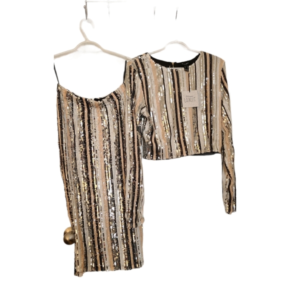 Sequin Crop Top (matching skirt avail. seperate) - Picture 3 of 3